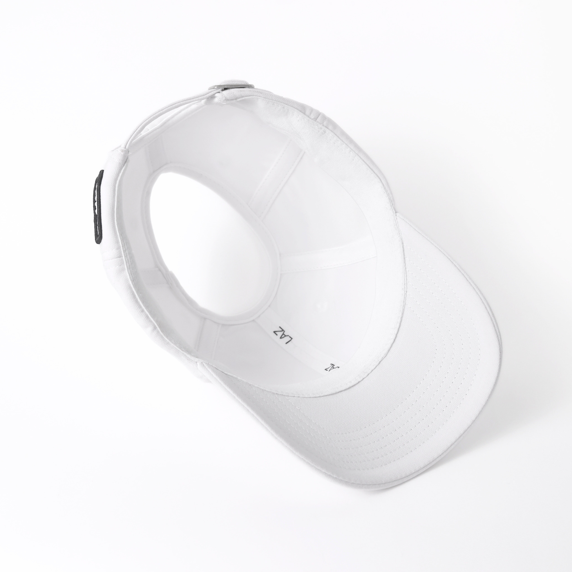 LAZ: Satin-Lined High Ponytail Hat for Textured Hair