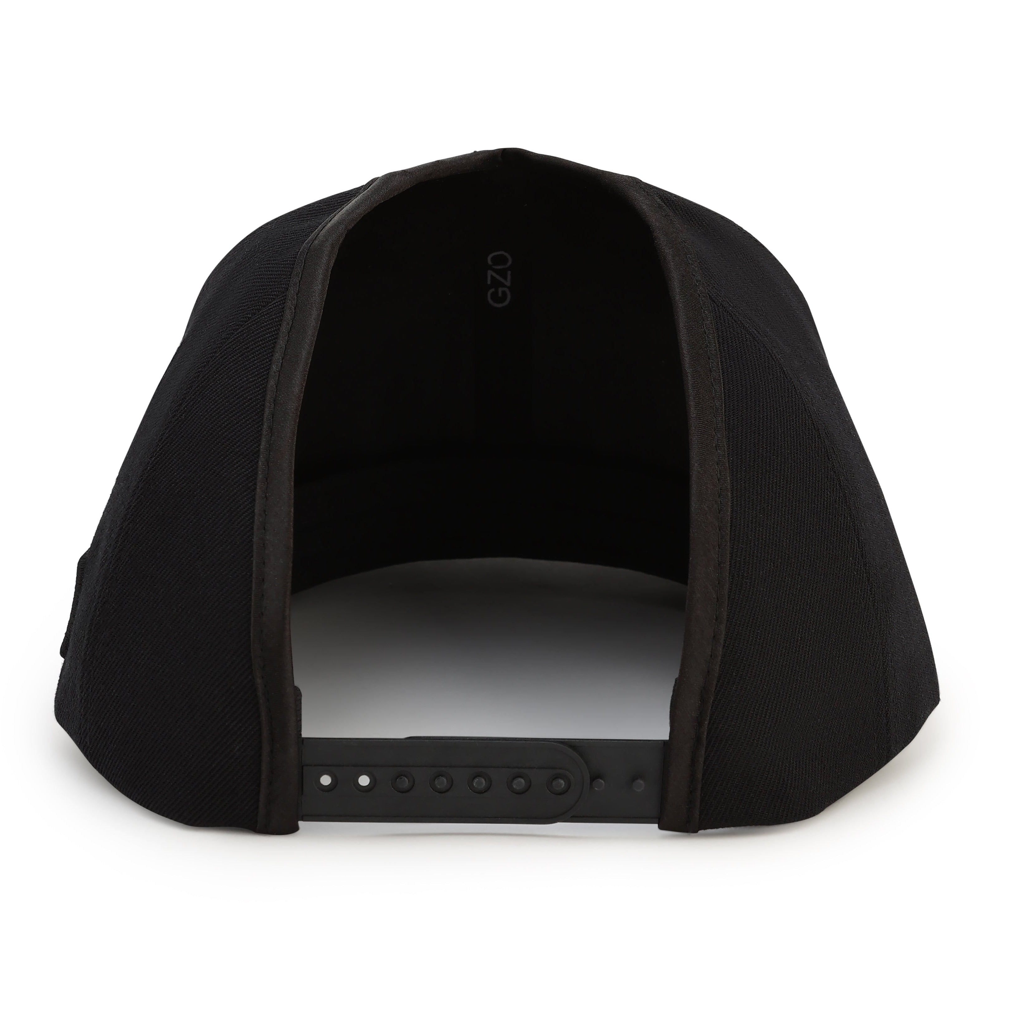Black UEL GZO SNAP rear view showing the PISTIL crown opening and snapback closure.