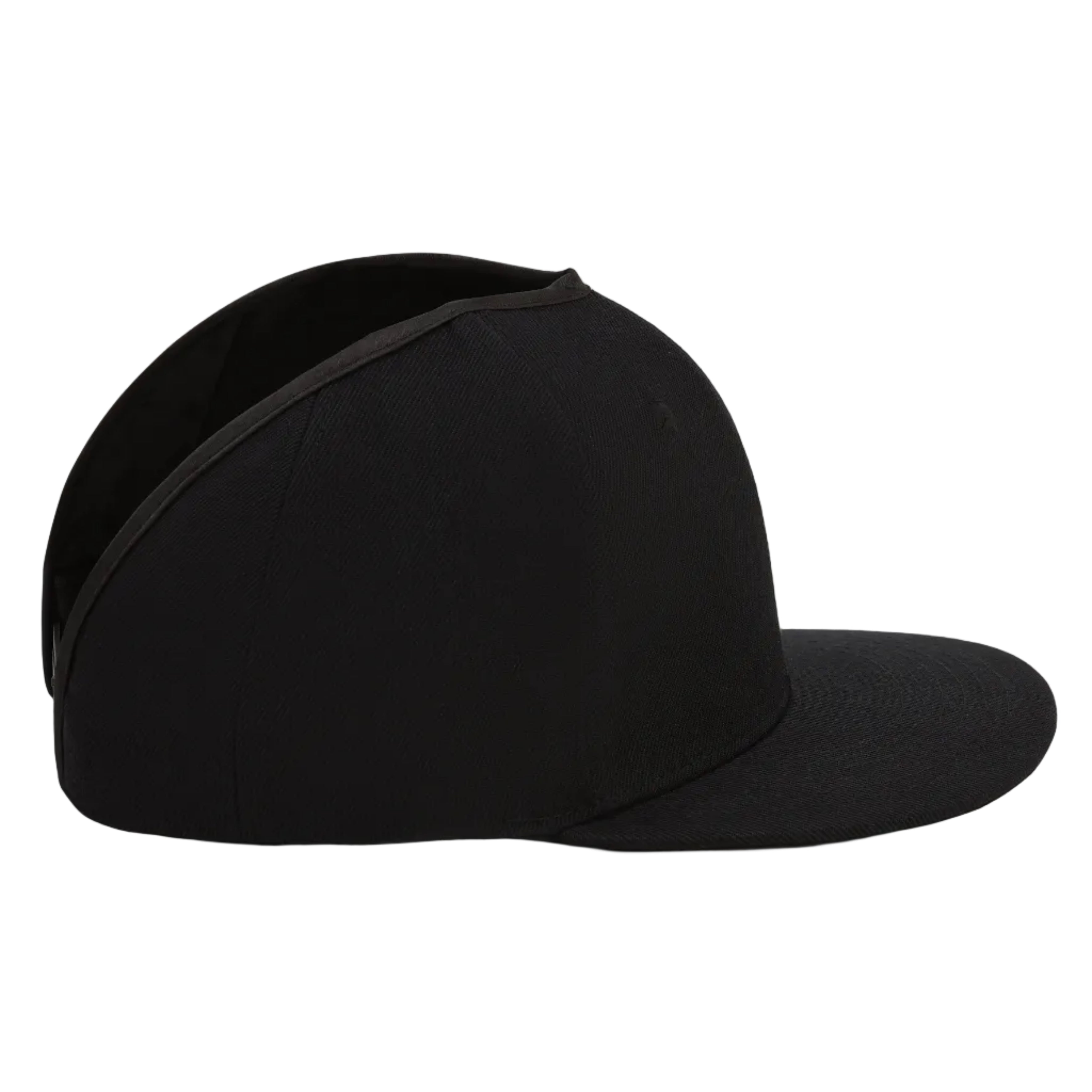 Black UEL GZO SNAP angled from the rear, showing the crown opening and adjustable snapback closure.